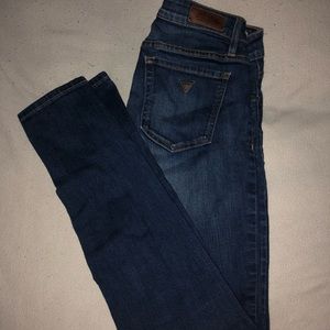 Guess Power Curvy Mid Jeans